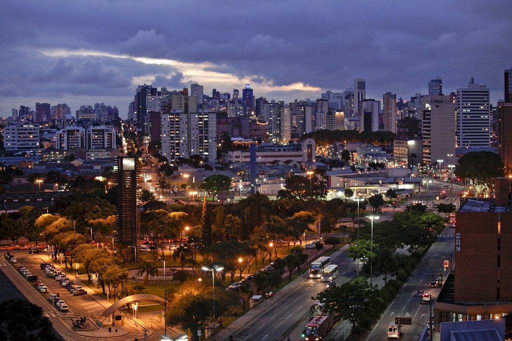 Rede Andrade Vernon Curitiba Exterior photo
