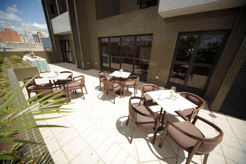 Rede Andrade Vernon Curitiba Exterior photo